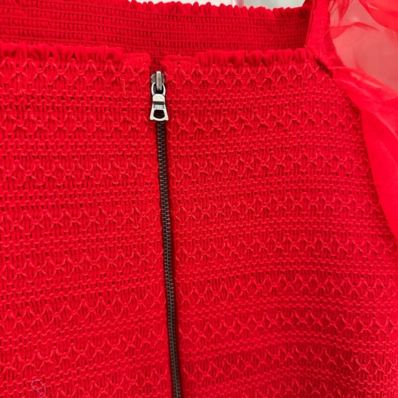 Alice & Olivia Lisbeth smocked bodice crop top - Picture 5 of 5